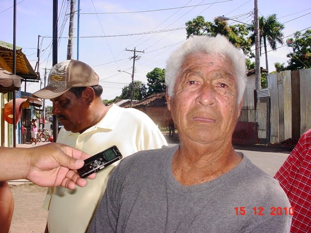 Salvador Quiroz Marenco, el mas viejo de los taxistas, conocido como Machete